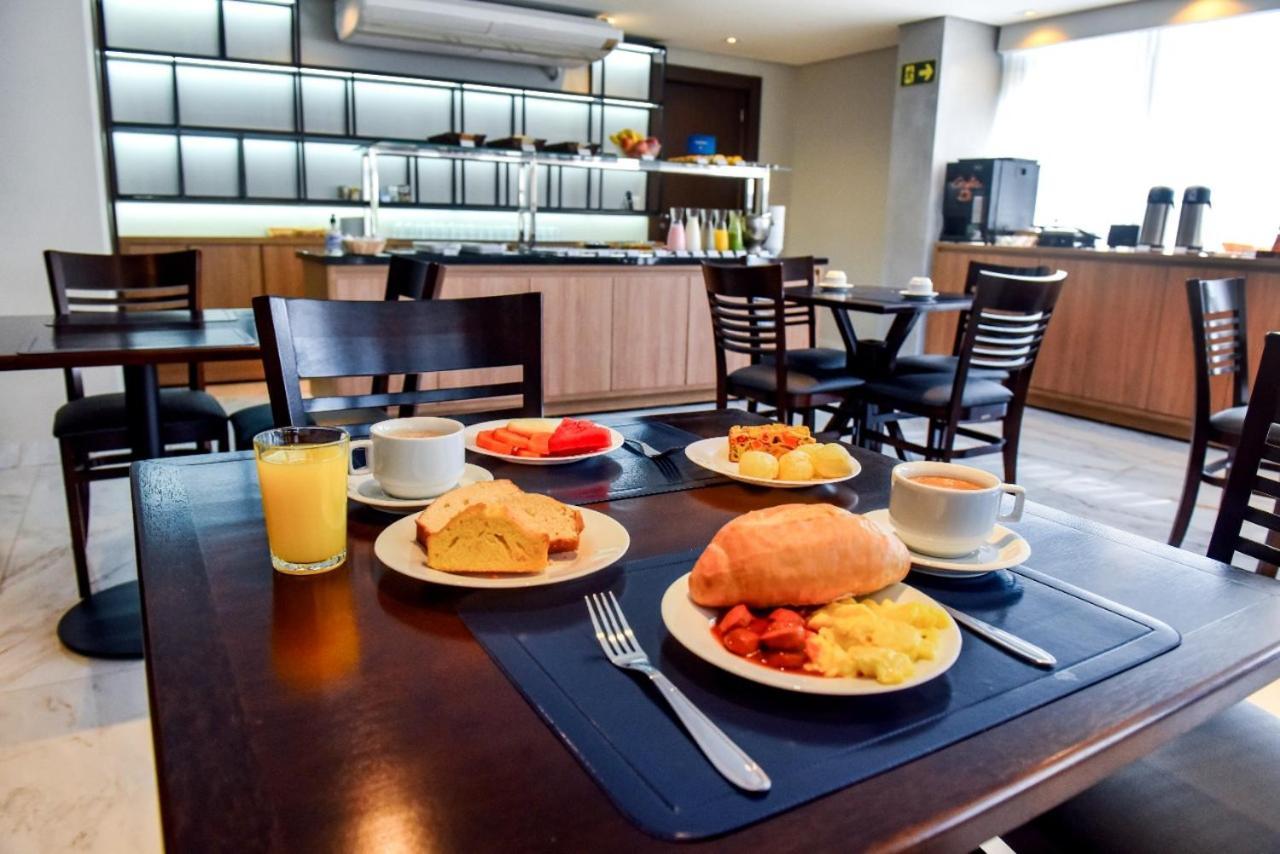 Days Inn By Wyndham Cascavel Cascavel  Extérieur photo