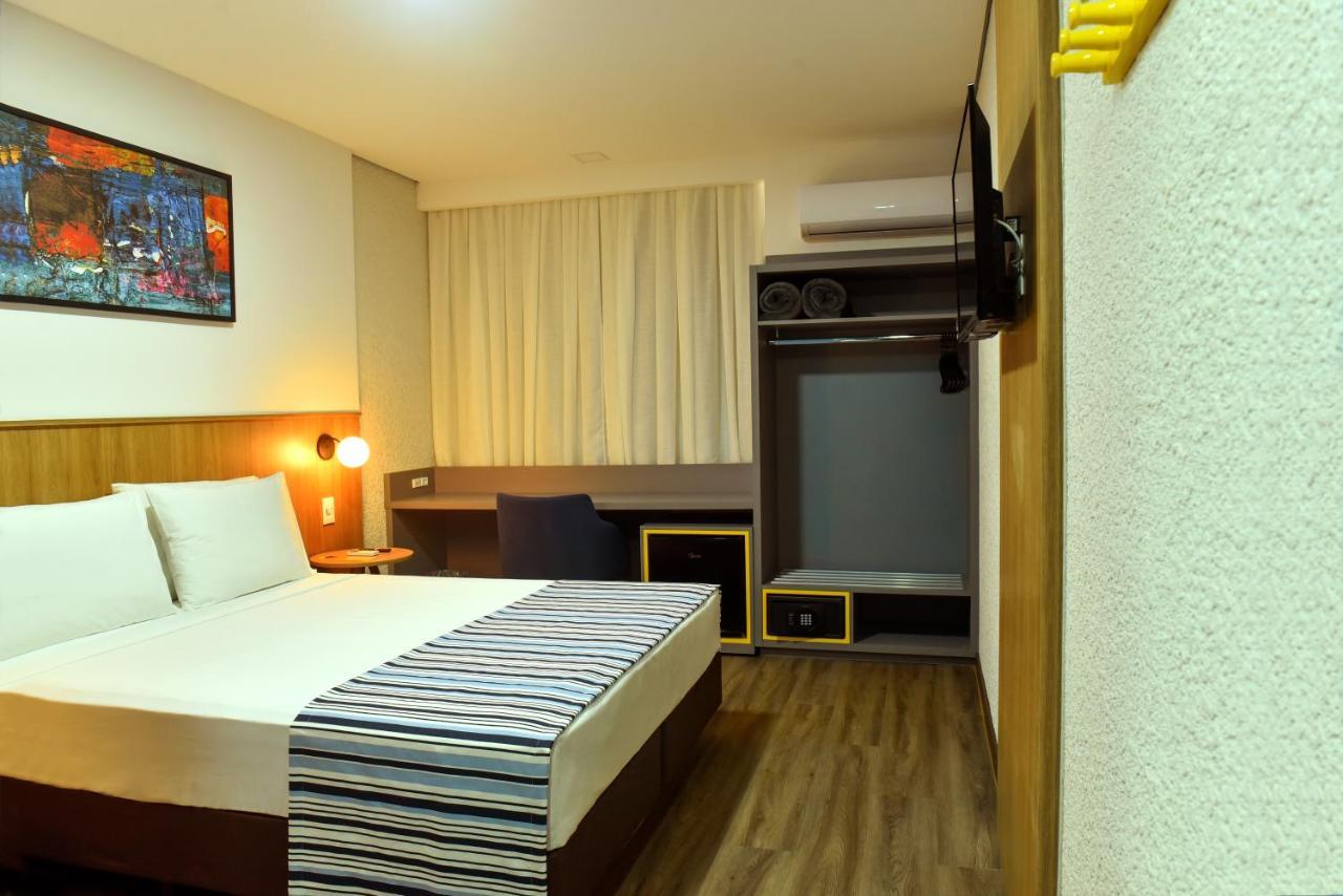 Days Inn By Wyndham Cascavel Cascavel  Extérieur photo